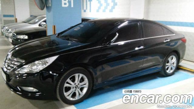 Hyundai YF Sonata топовая версия, 2010 15