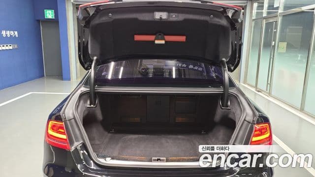 Audi New A8 D4, 2013 7