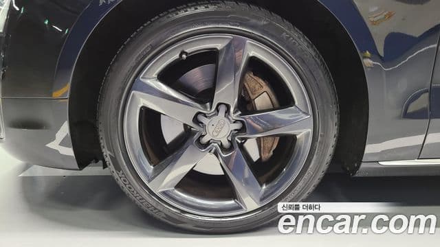 Audi New A8 D4, 2013 20