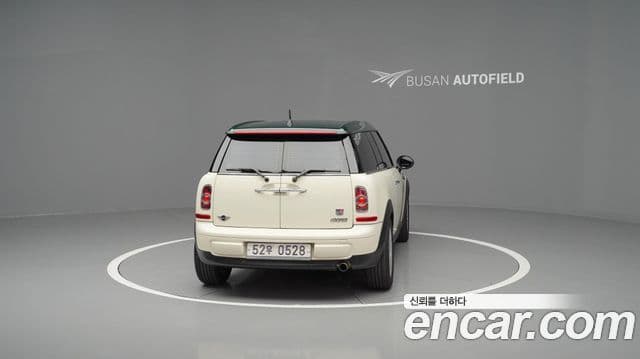 Mini Cooper 클럽맨 1세대, 2013 4
