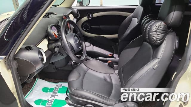 Mini Cooper 클럽맨 1세대, 2013 15