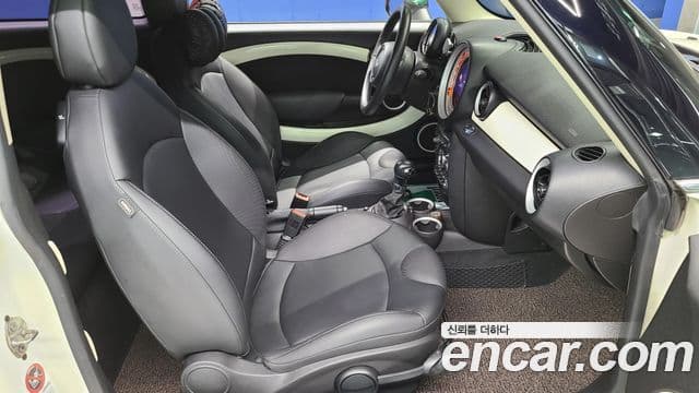 Mini Cooper 클럽맨 1세대, 2013 16