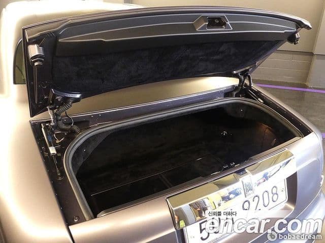 Rolls-Royce 팬텀 6.7 V12 купе, 2009 9