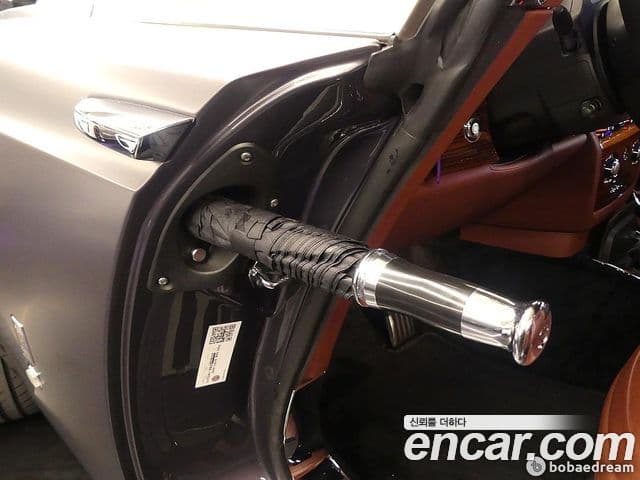 Rolls-Royce 팬텀 6.7 V12 купе, 2009 17