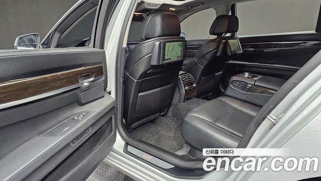 BMW 7시리즈 (F01) 750Li xDrive, 2011 18