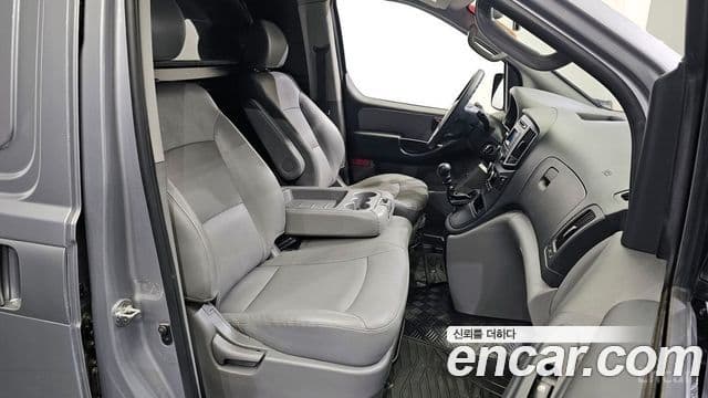 Hyundai Grand Starex Smart, 2017 10