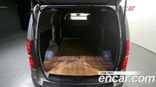 Hyundai Grand Starex Smart, 2017 18