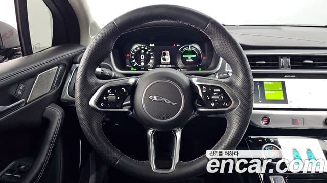 Jaguar I-PACE EV400 first Edition, 2019 13