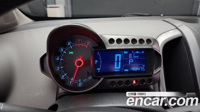 Chevrolet(GM대우) 아베오 хэтчбек стандартная версия, 2012 8