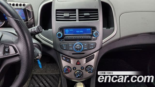 Chevrolet(GM대우) 아베오 хэтчбек стандартная версия, 2012 18