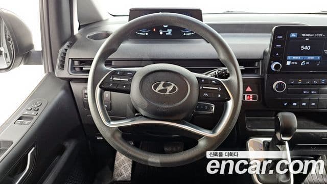 Hyundai Staria Smart, 2022 13