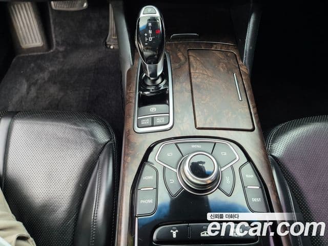 Kia K9 Special, 2013 10