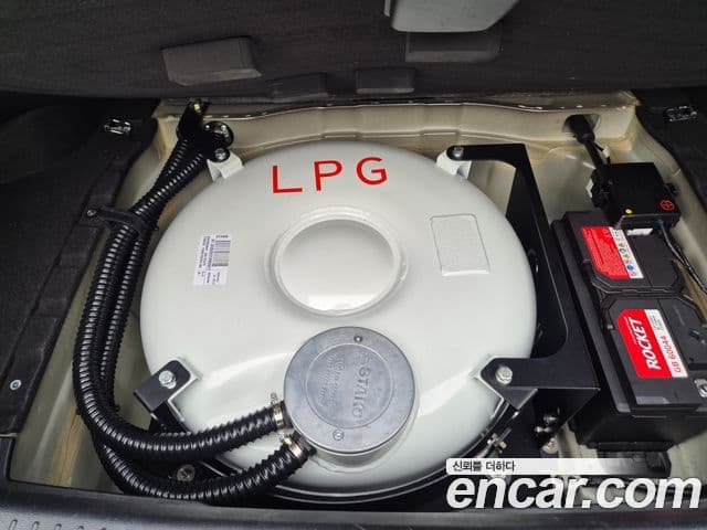 Kia K9 Special, 2013 18