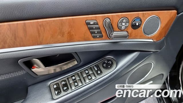 KG모빌리티(SsangYong) 뉴체어맨 W SVIP, 2013 18