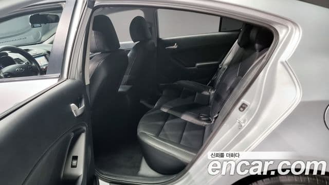 Kia K3 Deluxe, 2015 13