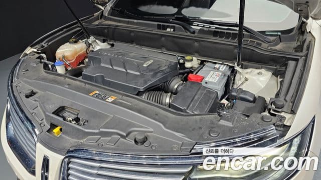 Lincoln MKX 2세대, 2016 6