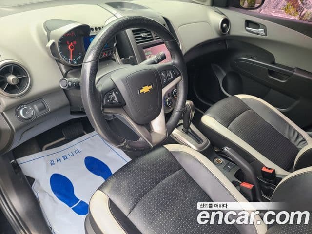 Chevrolet(GM대우) 아베오 седан 1.4 турбо Perfect чёрный, 2016 12