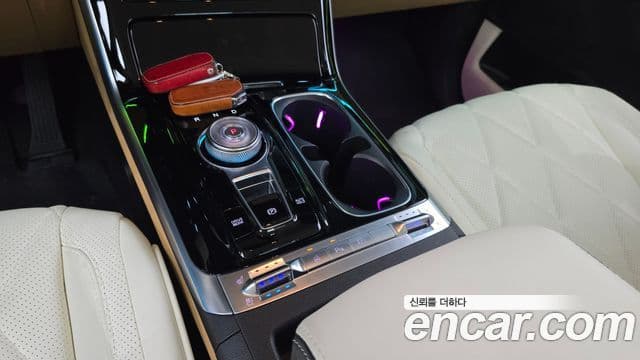 Kia Carnival 4세대 бензин 9인승 High Limousine(компания по спецнадстройкам), 2023 9