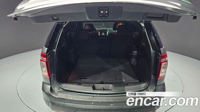 Ford Explorer 5세대, 2015 19