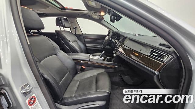 BMW 7시리즈 (F01) 750Li xDrive, 2013 10