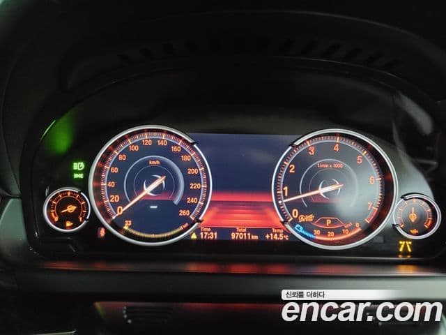 BMW 6시리즈 (F12) 650i кабриолет, 2017 8