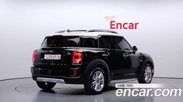 Mini Cooper Countryman 2세대, 2020 2