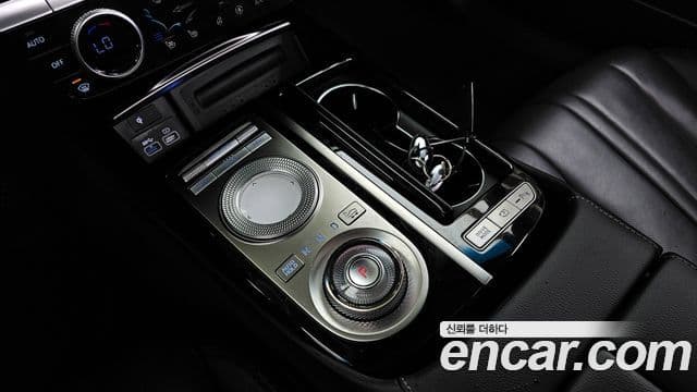 Genesis G80 (RG3) бензин 3.5 турбо AWD, 2021 9