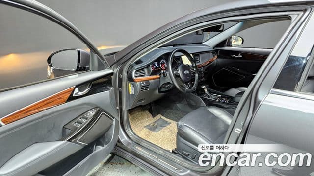 Kia All New K7 Prestige, 2017 10