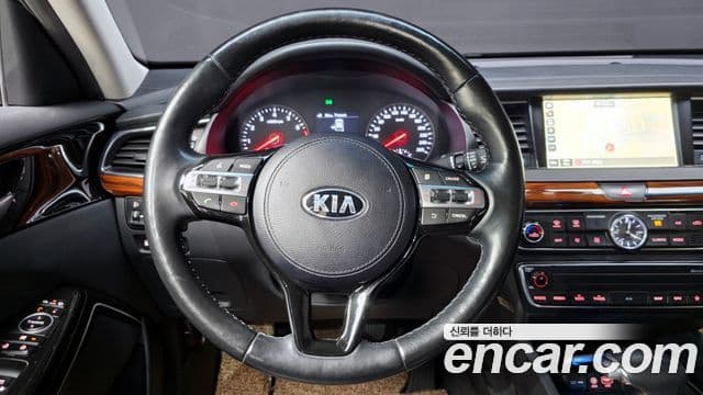 Kia All New K7 Prestige, 2017 13