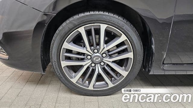 Renault Korea(Samsung) SM7 Nova LPLI 2.0 LPe для людей с инвалидностью, 2019 все фото