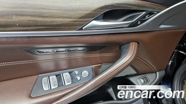 BMW 5시리즈 (G30) 520i M Sport, 2020 17