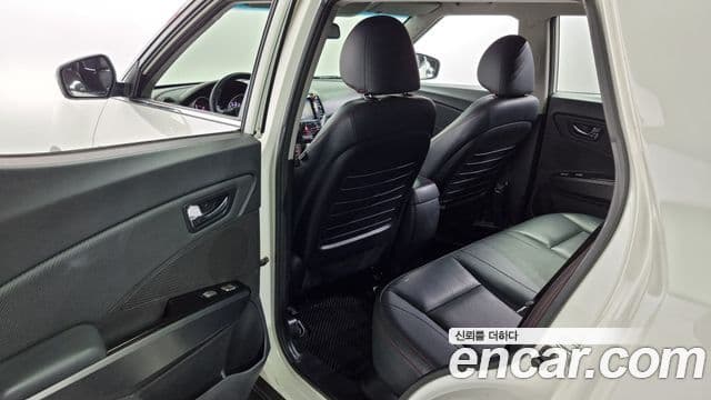 KG모빌리티(SsangYong) Tivoli Air дизель IX 2WD, 2016 17