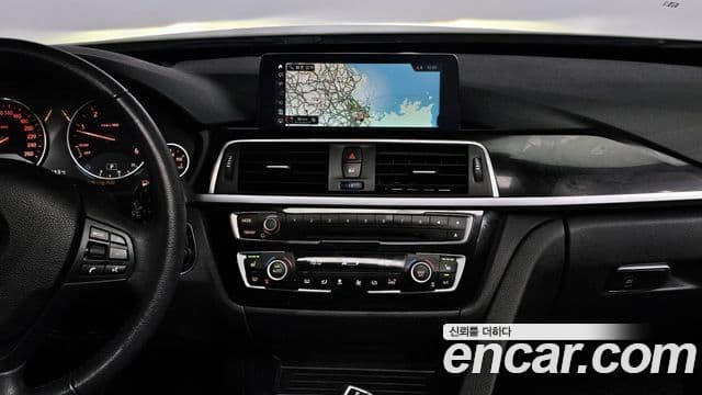 BMW 3시리즈 GT (F34) GT 320d, 2018 16