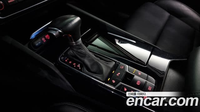 Kia All New K7 3.0 LPI Luxury (арендный автомобиль), 2018 9