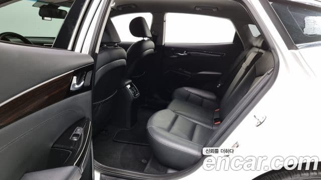 Kia All New K7 3.0 LPI Luxury (арендный автомобиль), 2018 12