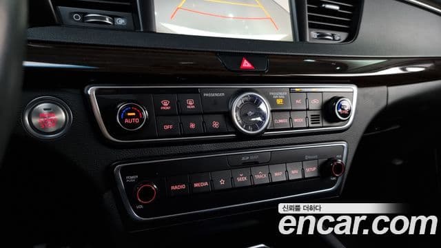 Kia All New K7 3.0 LPI Luxury (арендный автомобиль), 2018 17