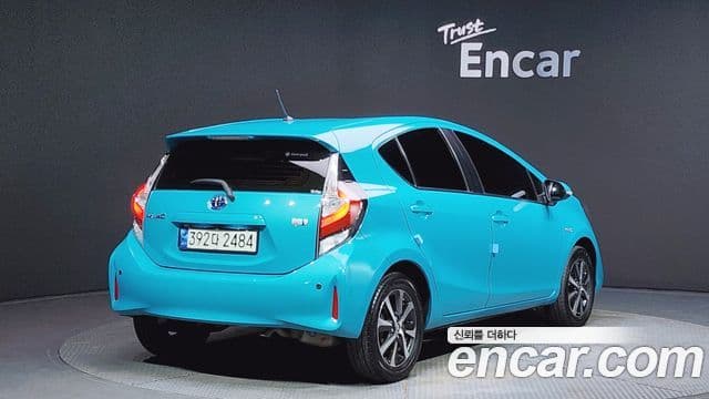 Toyota 프리우스 C, 2018 2