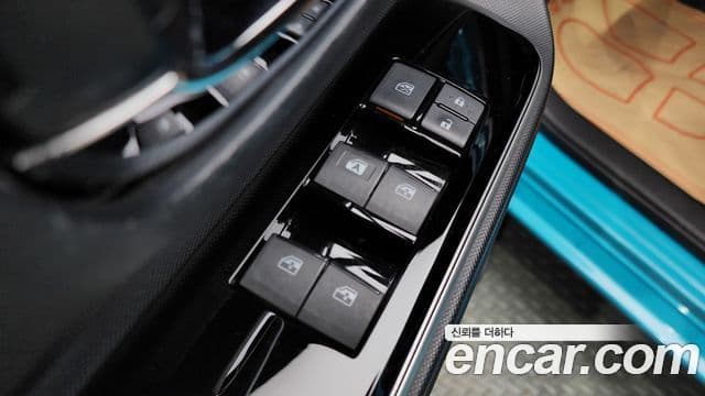 Toyota 프리우스 C, 2018 14