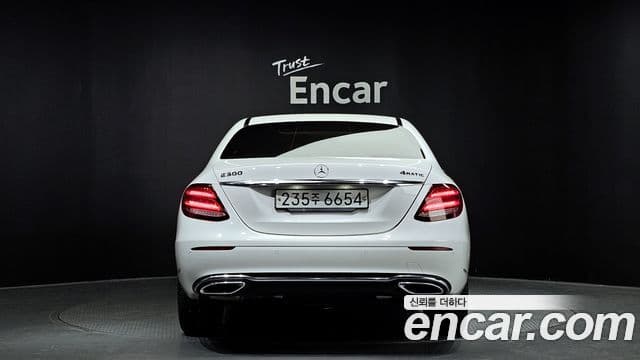 Mercedes-Benz E-класс W213 Exclusive, 2020 4