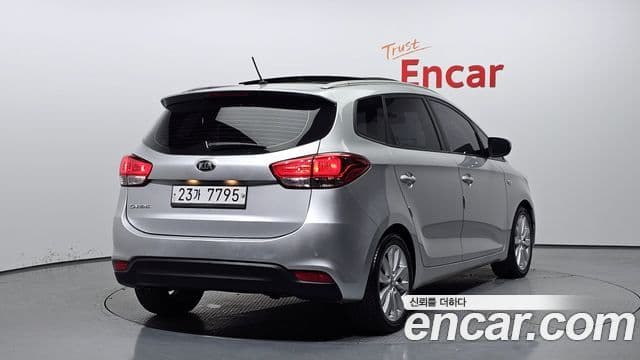Kia All New Carens Luxury, 2014 2