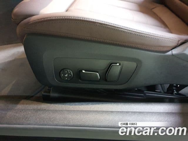 BMW 4시리즈 (G22) 420i M Sport кабриолет, 2025 10