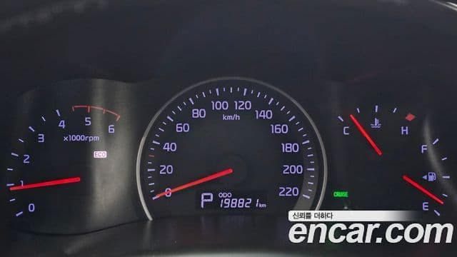 Kia Carnival R топовая версия, 2012 8