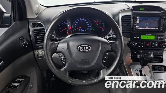 Kia Carnival R топовая версия, 2012 17