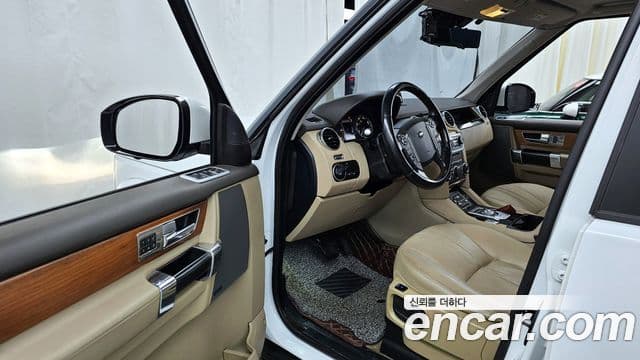 Land Rover Discovery 4 3.0 SDV6 SE, 2014 10