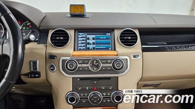 Land Rover Discovery 4 3.0 SDV6 SE, 2014 14