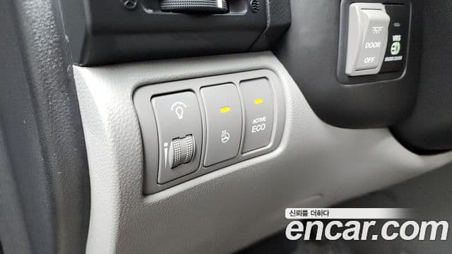 Kia Carnival R топовая версия, 2014 17