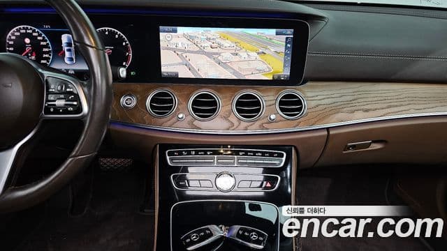 Mercedes-Benz E-класс W213 Exclusive, 2020 15