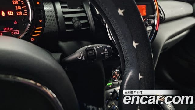 Mini Cooper 3세대, 2014 17