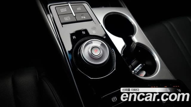 Kia K8 Trendy(таксомоторный тип), 2024 9