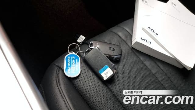 Kia K8 Trendy(таксомоторный тип), 2024 20